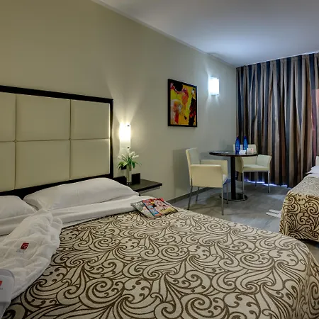 酒店 公园酒店 佩斯基耶拉德加达