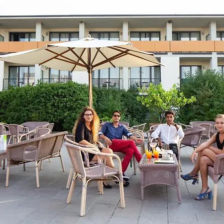 Parc Hotel 4*