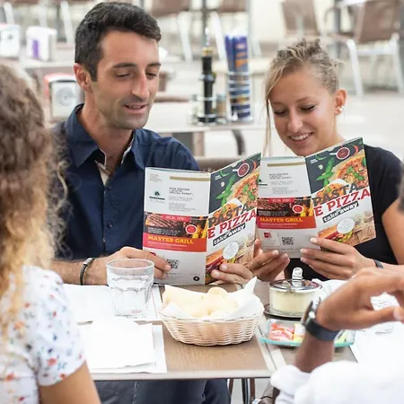 公园酒店 酒店 4*