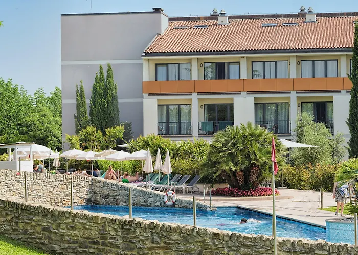Parc Hotel 4*