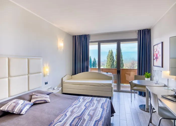 Parc Hotel 4*