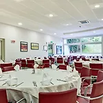 Parc Hotel 4*